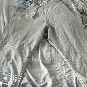 Brand new gap sweats